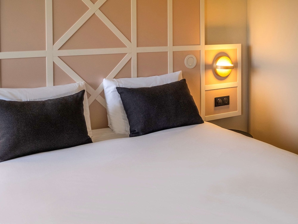 Classic Room, 2 Twin Beds - Photo 6