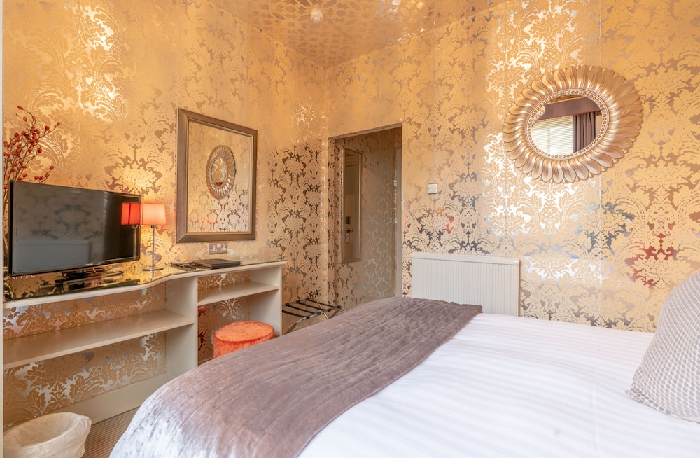 Superior Double Room, Ensuite (Alice) photo 3