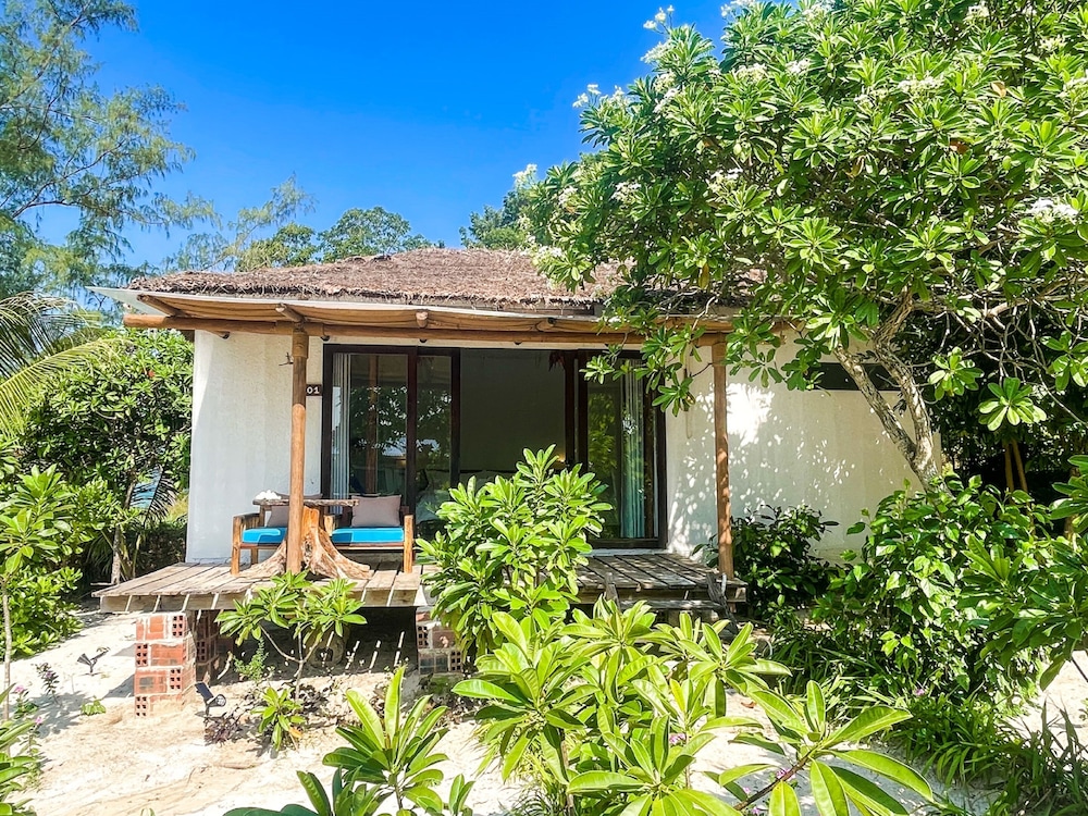 Bungalow King Sea View - Photo 1
