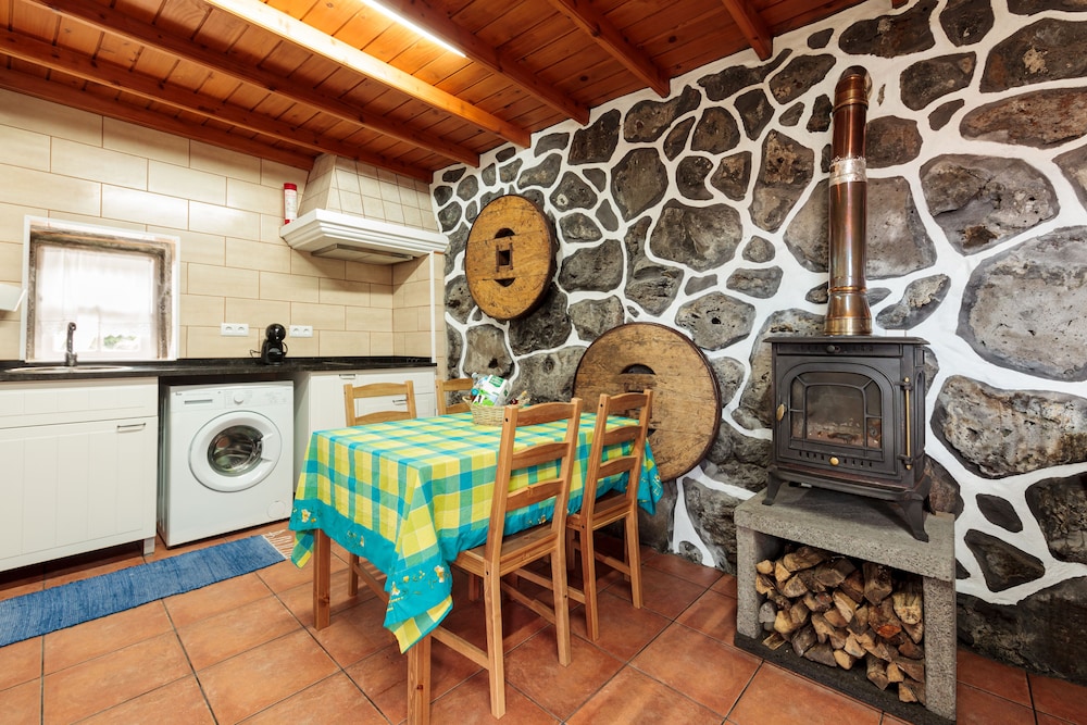House, 1 Bedroom photo 3
