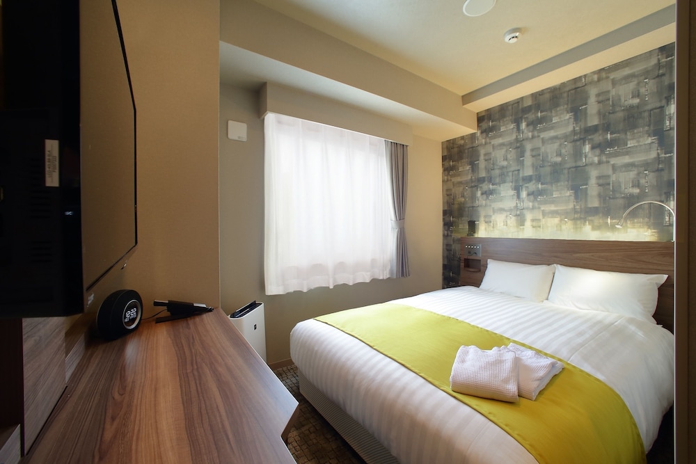 Oriental Standard Double Room, Non Smoking - Free Cafe Space with complimentary coffee