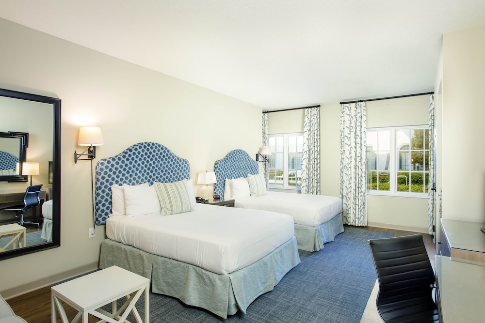Room, 2 Queen Beds, Accessible (2 Queen, Accessible, No Resort Access) photo 1