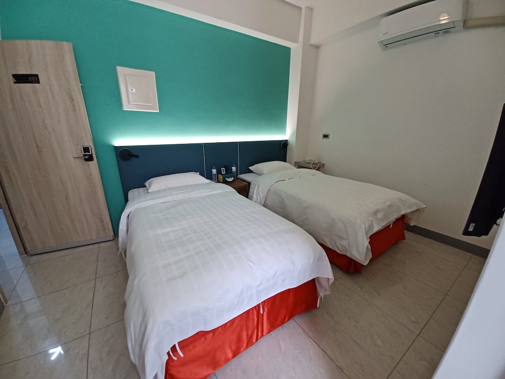 Business Double Or Twin Room, Multiple Beds photo 1