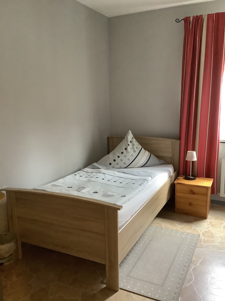 Basic Single Room