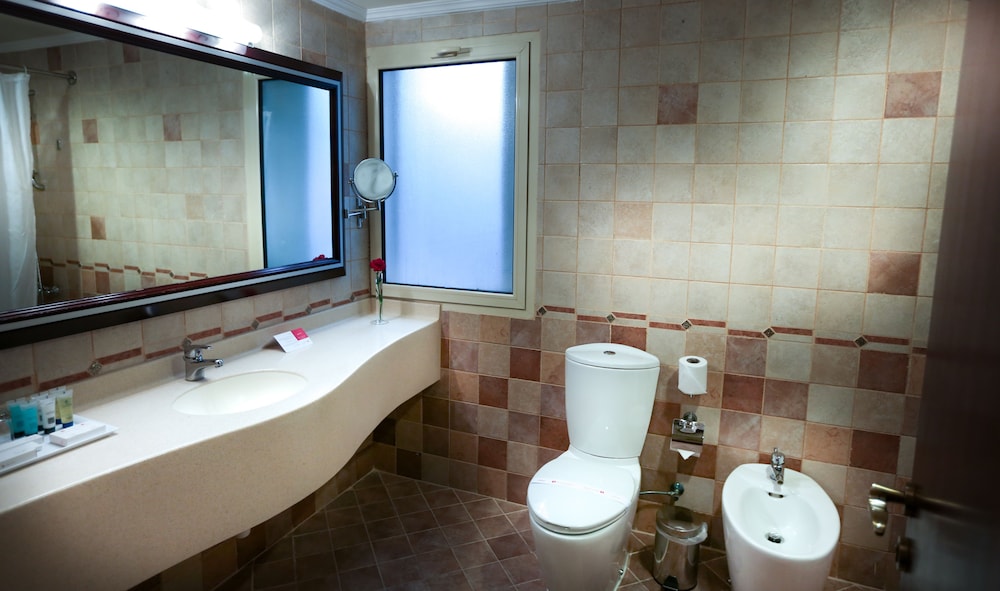 Junior Suite, 1 Twin Bed, Smoking photo 3