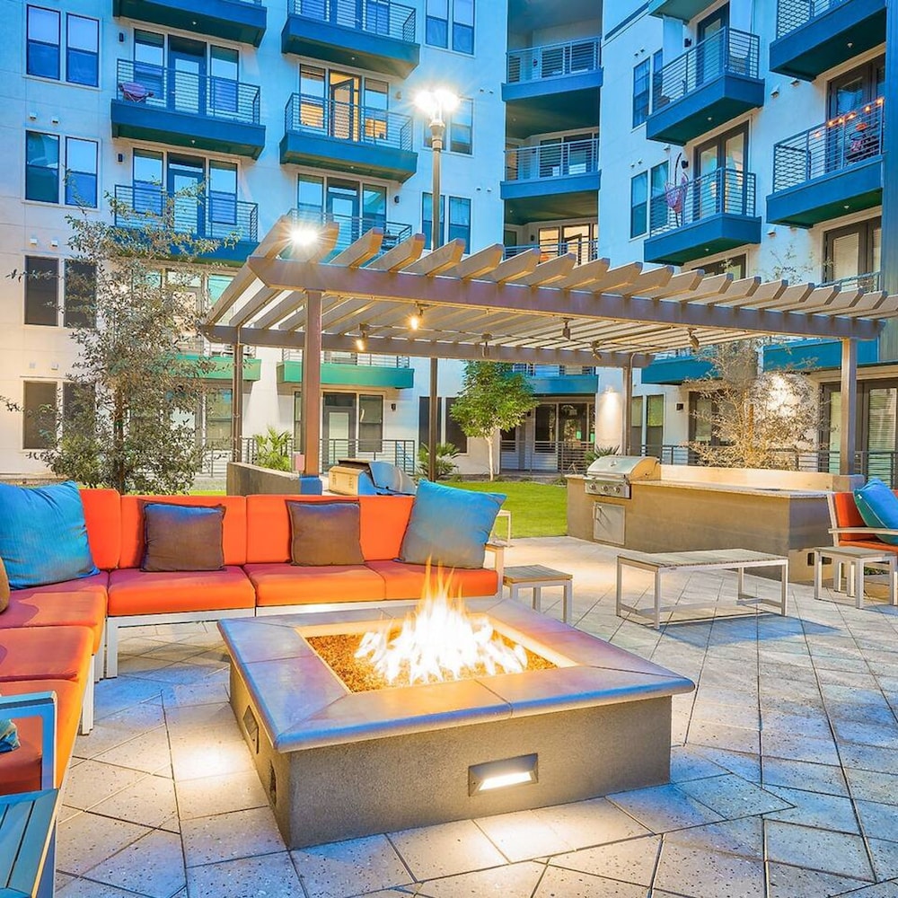 Modern 2BR Cozysuites on Town Lake Waterfront 03, Foto 20