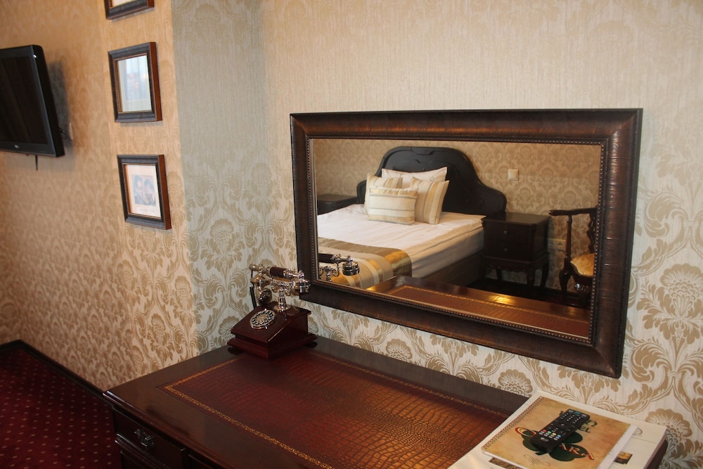 Suite, 1 Bedroom photo 3