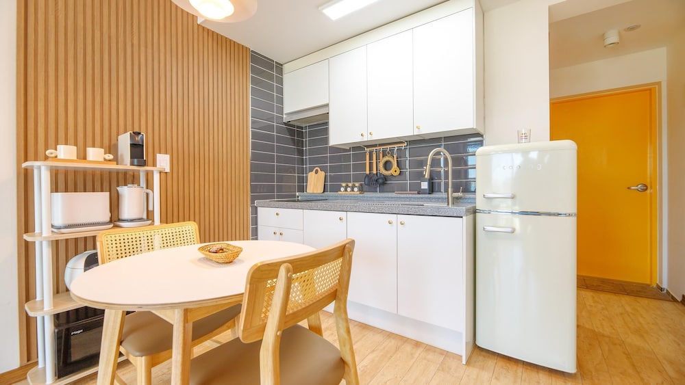 Basic Room, 1 Bedroom (203 stream) - Photo 3