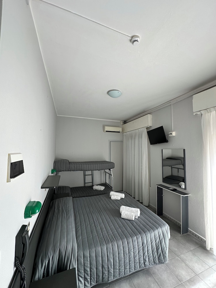Superior Triple Room, Balcony