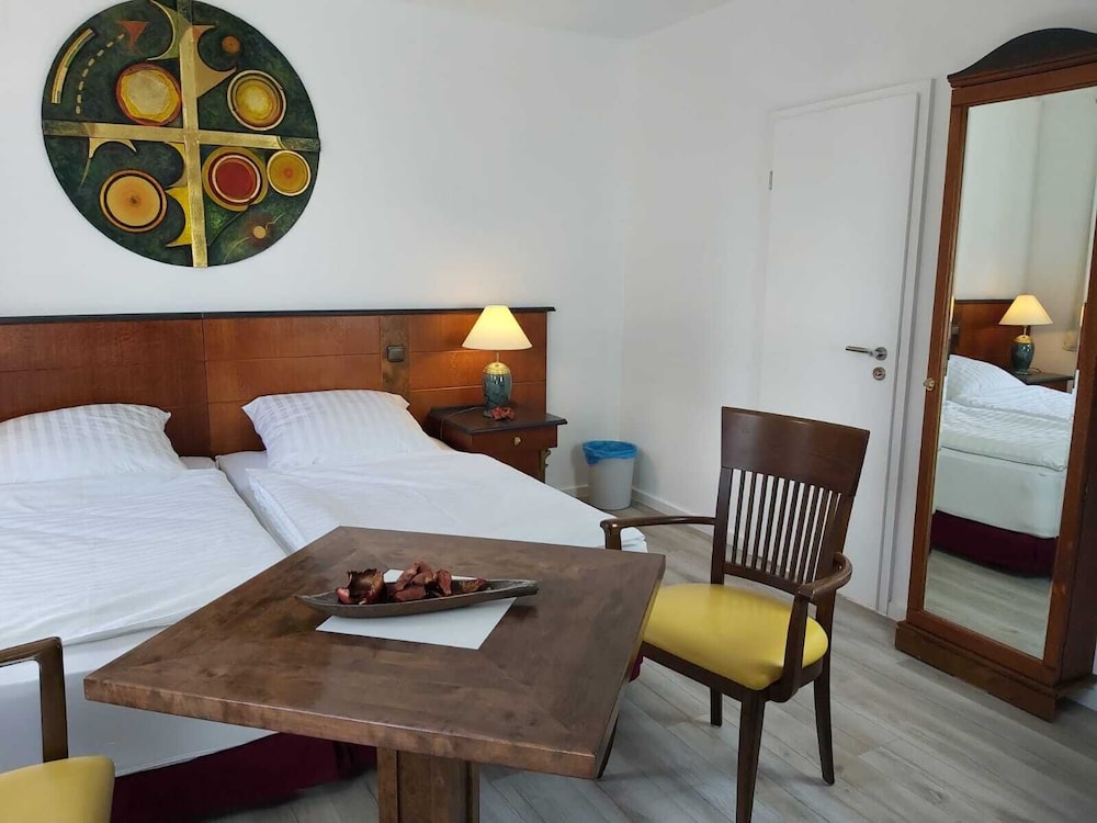 Comfort Room (Zimmer Nr. 4) photo 2