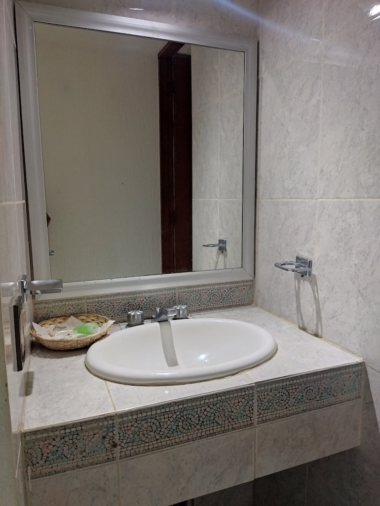 Standard Room, Street View - Photo 9