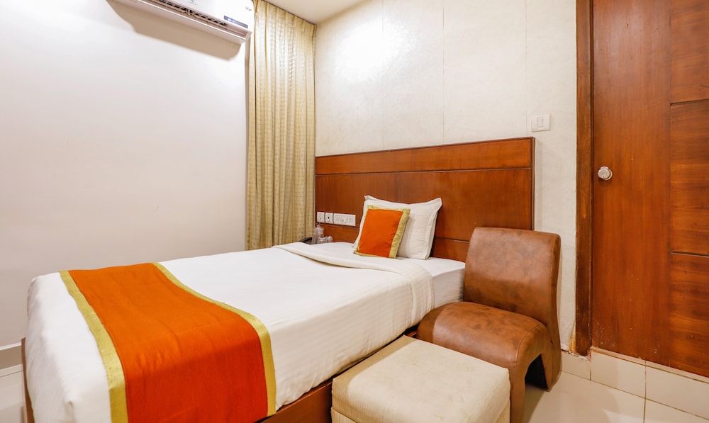 Deluxe Room, 1 Double Bed - Photo 3