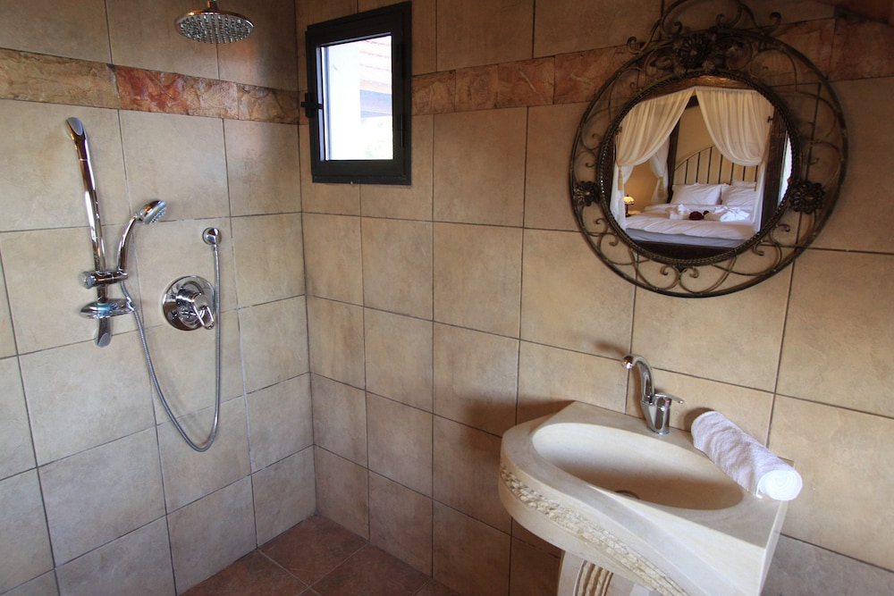 Deluxe Suite, 3 Bedrooms photo 3