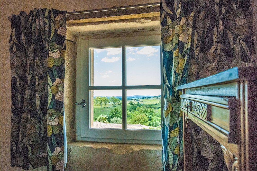 Suite - Photo 10