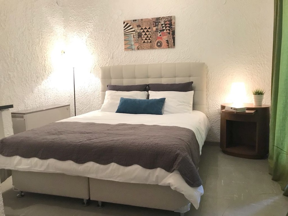Deluxe Triple Room photo 2