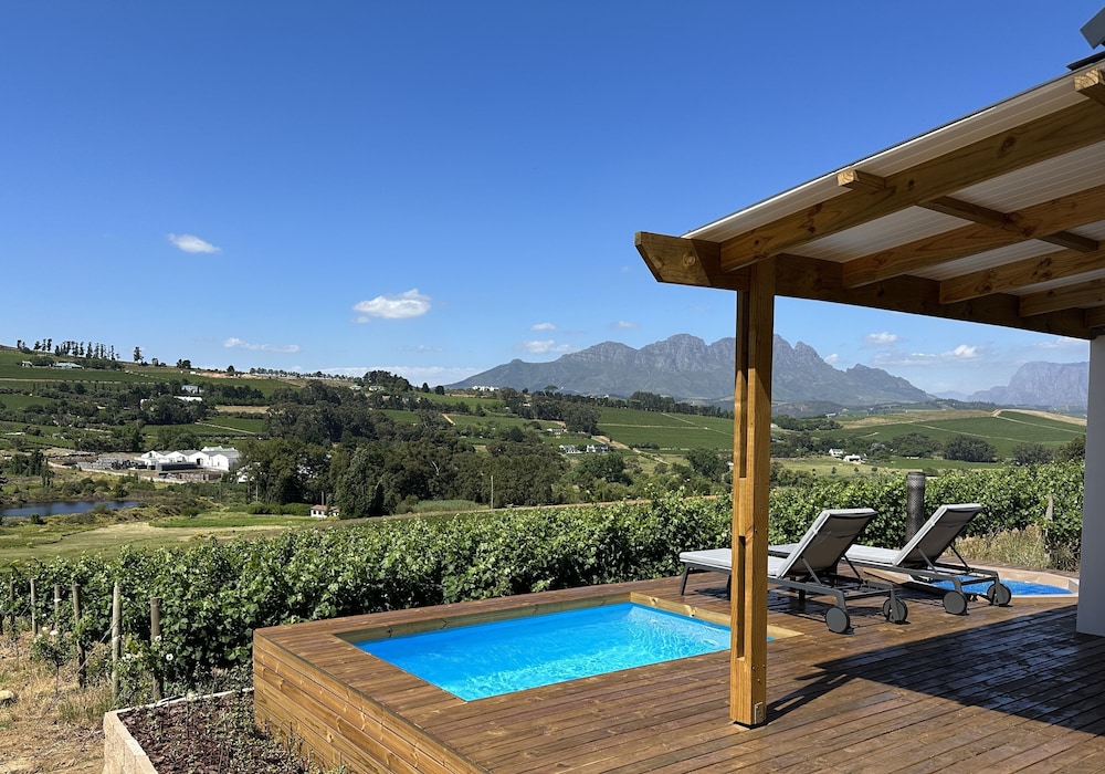 Luxury Villa, 1 King Bed, Vineyard View, Slope side photo 3