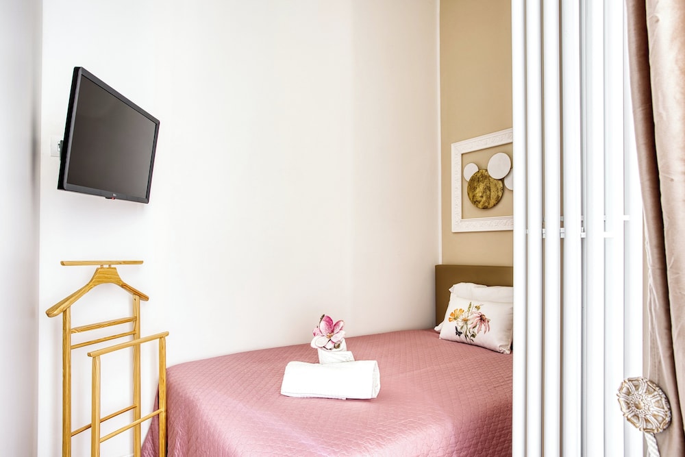Comfort Apartment, City View