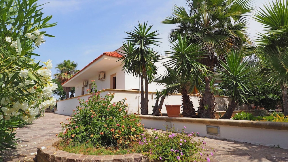 Villa, Smoking
