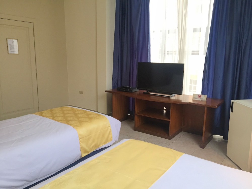 Double Room, 2 Double Beds photo 2
