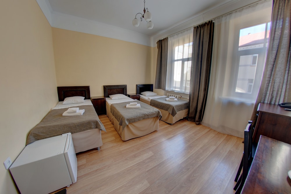 Triple Room, 3 Twin Beds - Photo 6