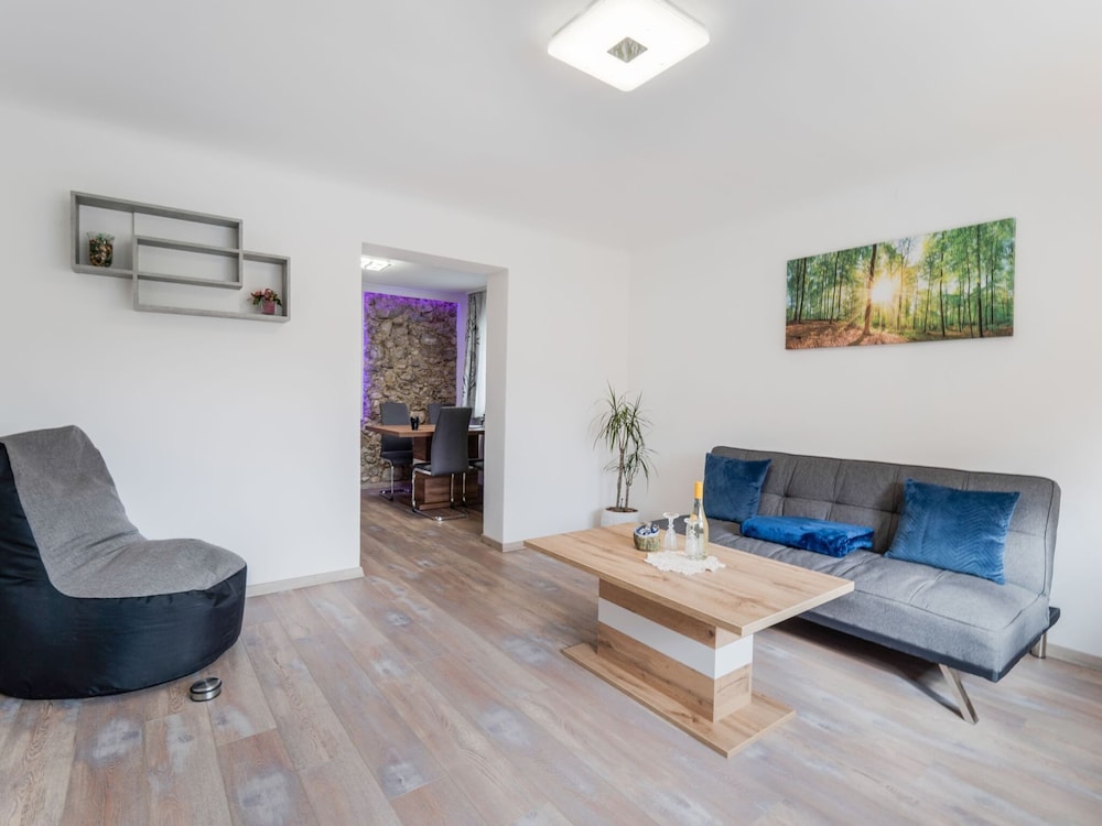 Apartment photo 3