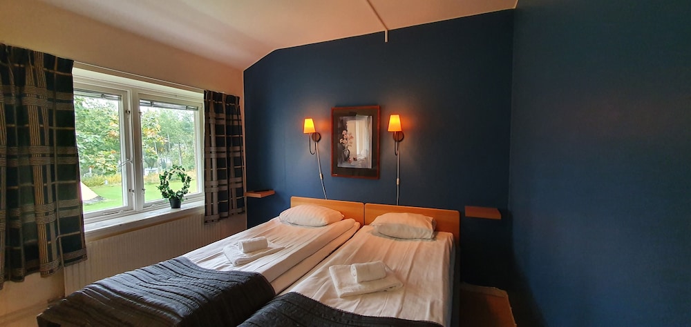 Family Room - Photo 1