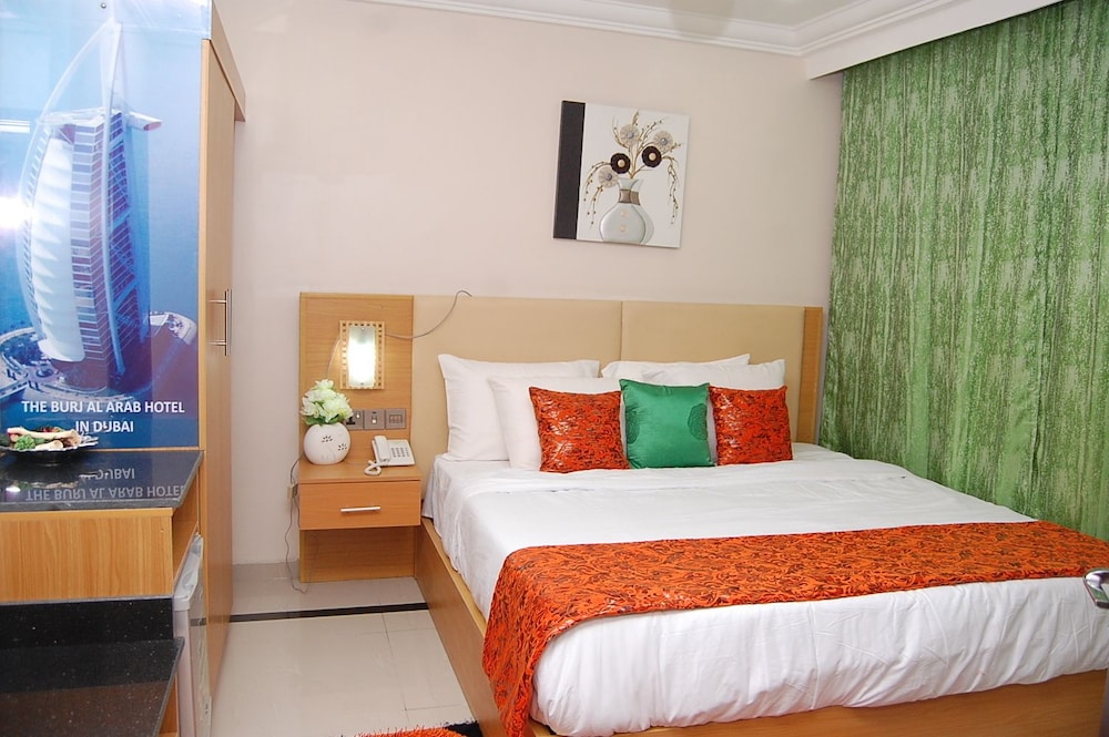 Luxury Suite, 1 Bedroom, 2 Bathrooms