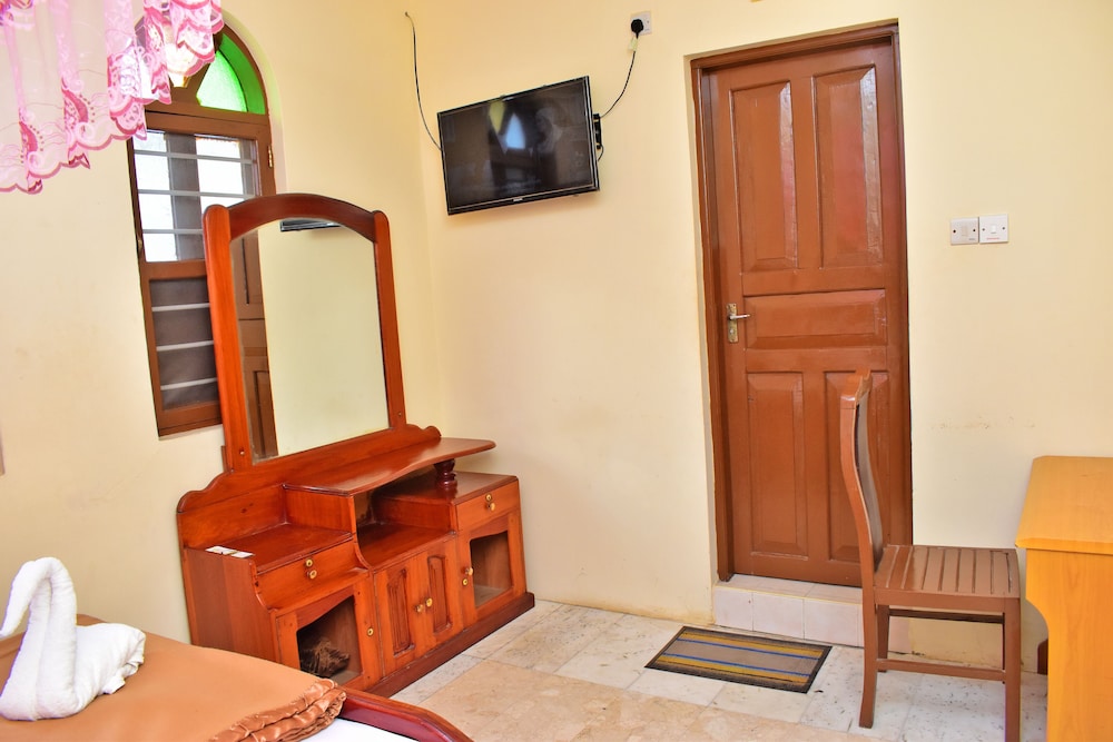 Deluxe Double or Twin Room photo 3