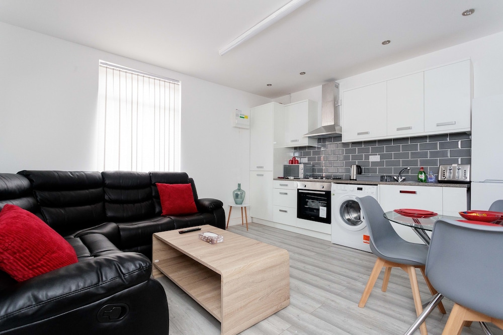 Deluxe Apartment, Ensuite (3 Bed, Sleeps 8)