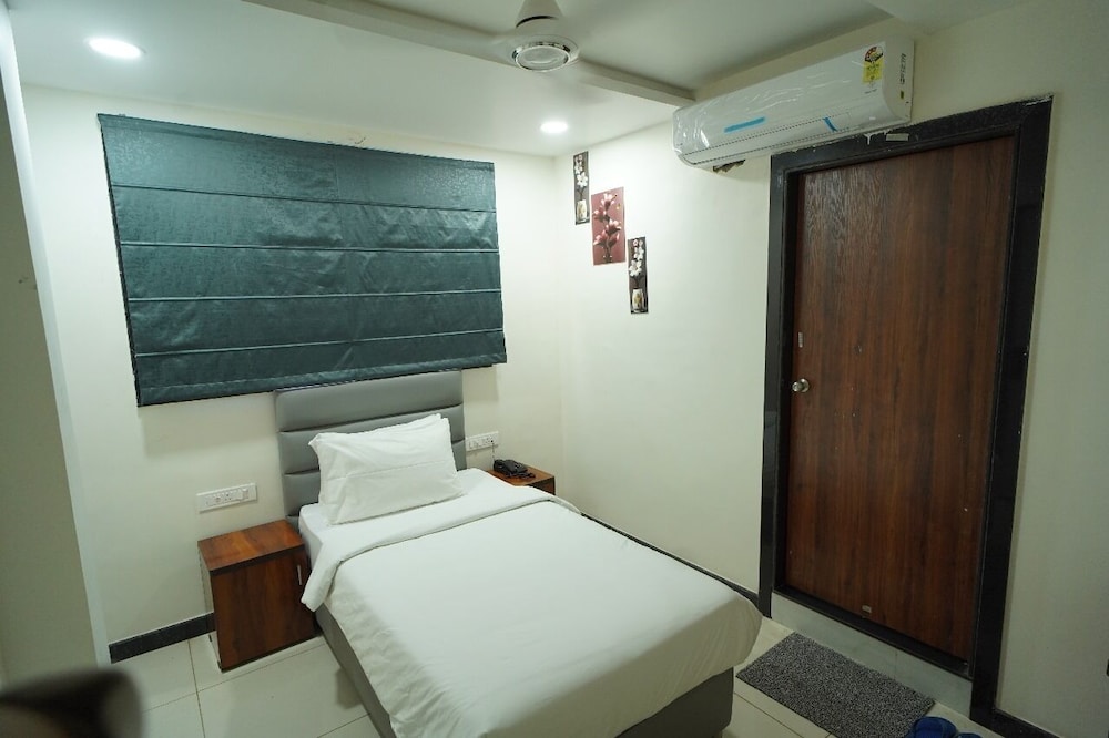 Business Single Room