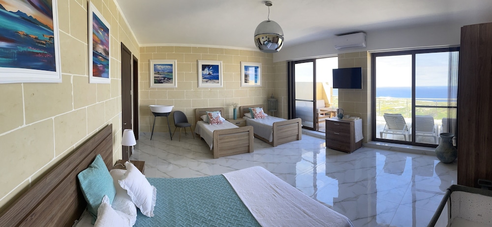Panoramic Quadruple Room