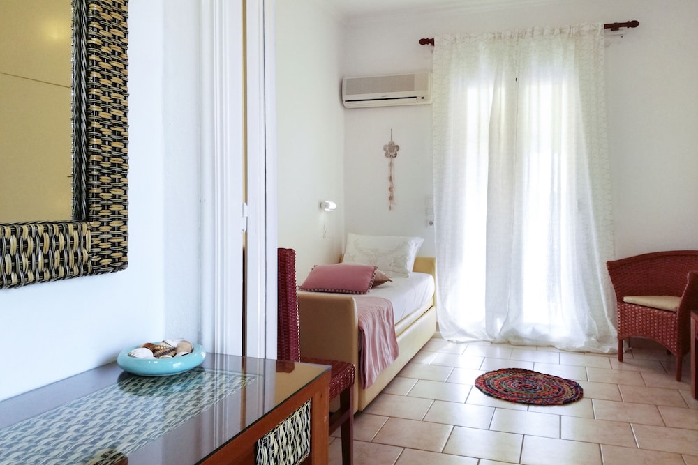 Classic Room, Garden View