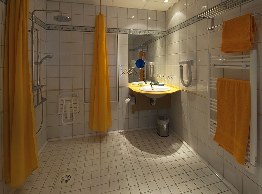 Standard Double or Twin Room, Sea View photo 2