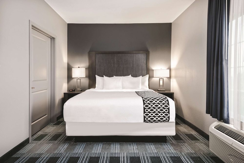 Suite, 1 Bedroom, Non Smoking photo 2