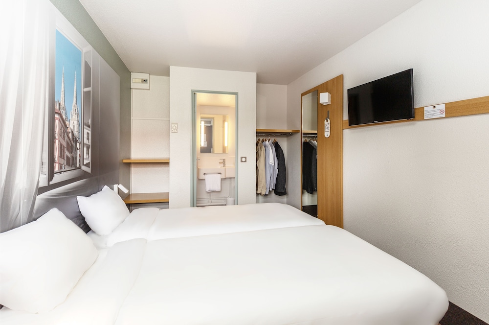 Twin Room, Non Smoking photo 1