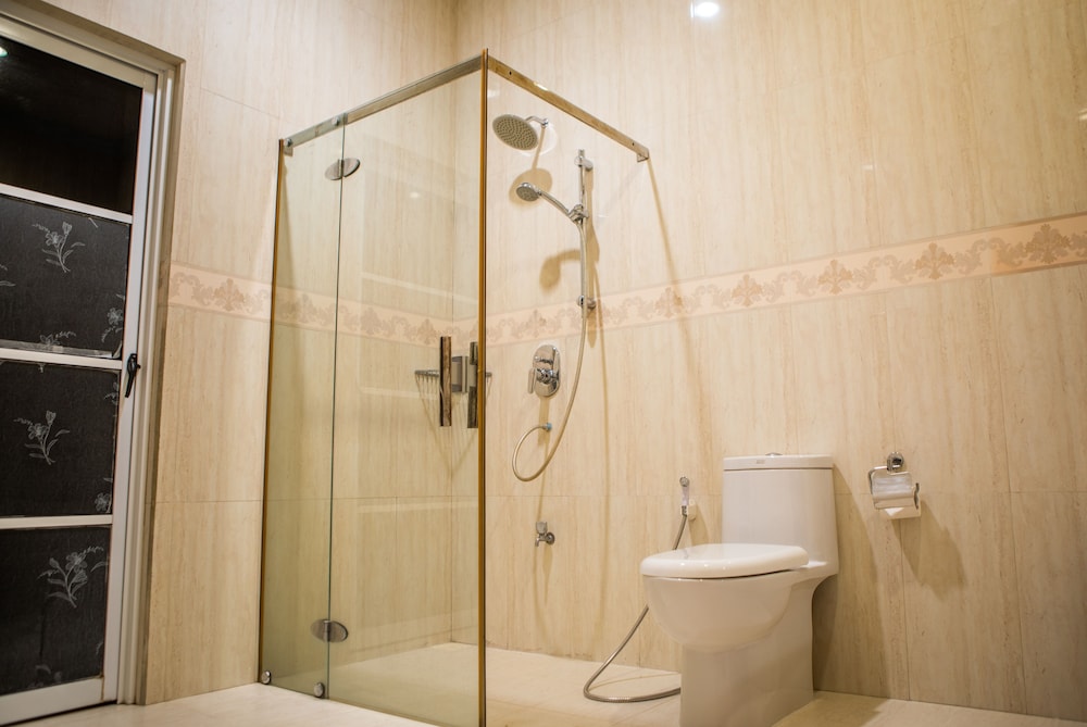 Suite - Photo 3