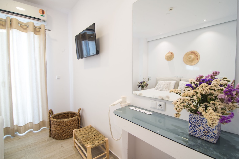 Deluxe Double or Twin Room, 1 Bedroom, Sea View photo 1