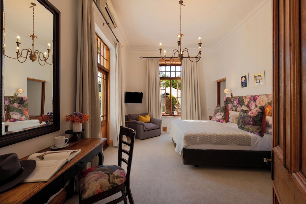 Luxury Double or Twin Room photo 1