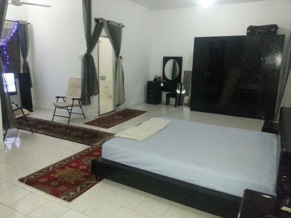 Family Apartment photo 1