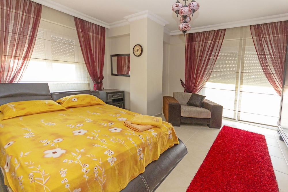 Family Villa photo 1