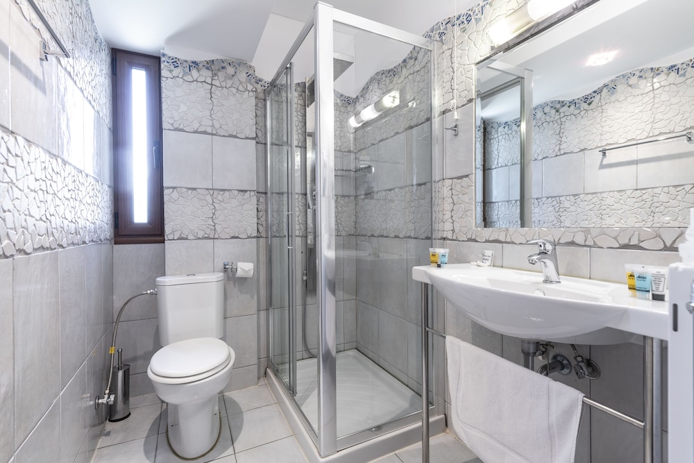 Suite (Double) photo 3