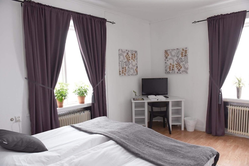 Standard Double or Twin Room photo 1