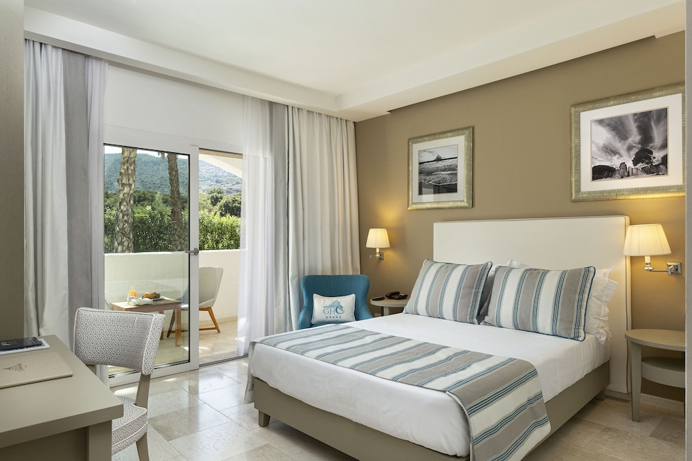 Superior Double or Twin Room, Balcony - Photo 1