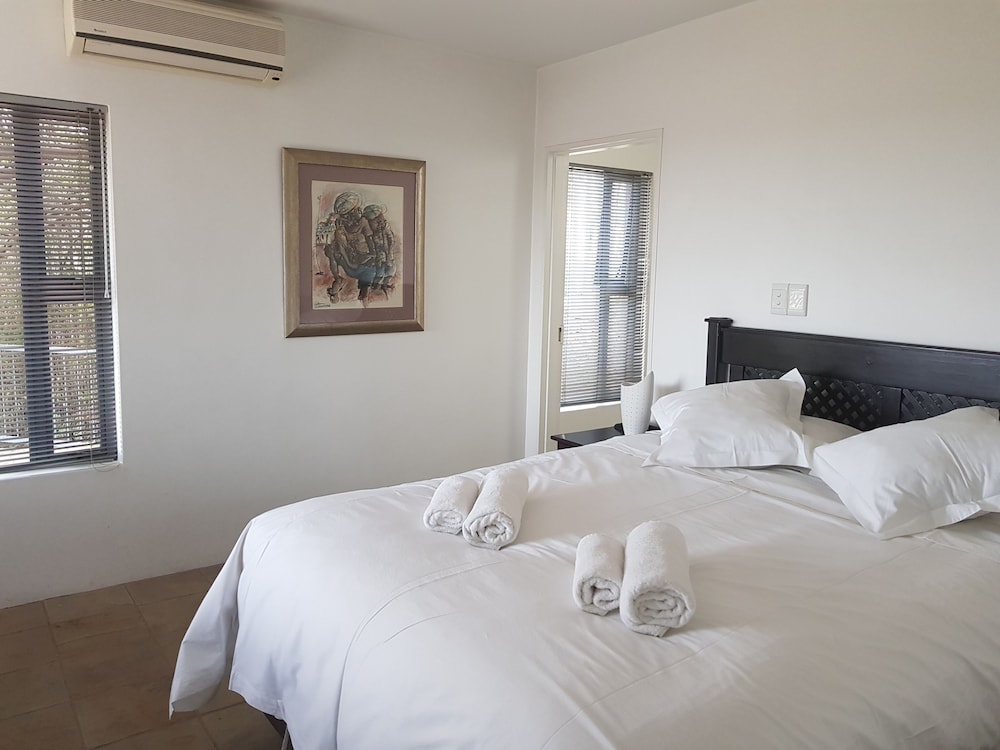 Executive Apartment, Non Smoking, City View photo 3