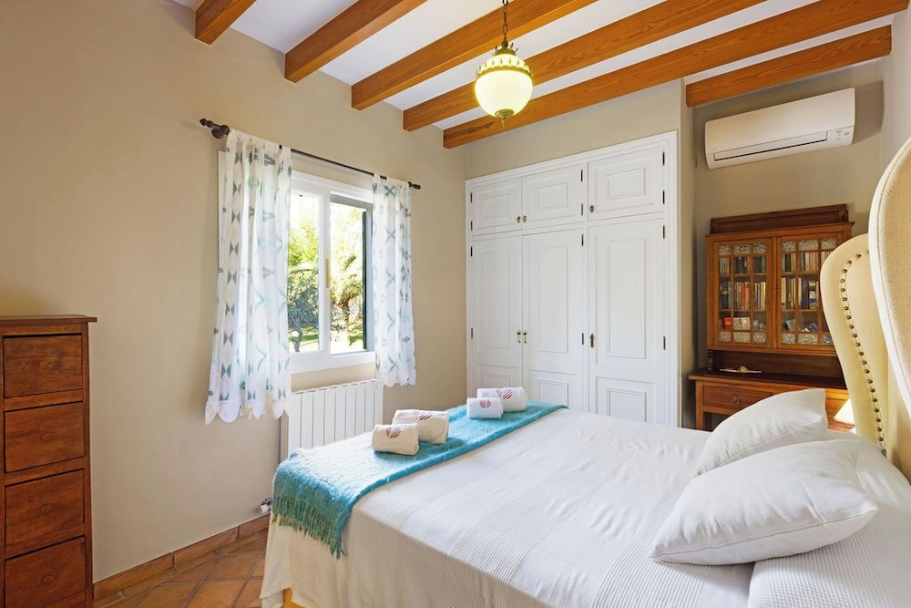 Villa Familiar