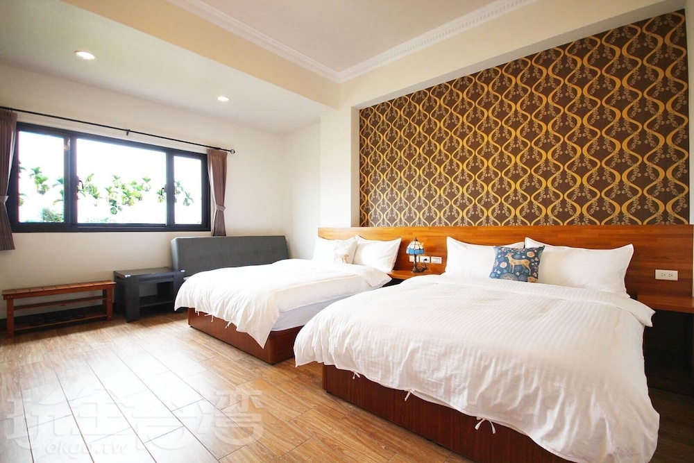 Comfort Quadruple Room, 2 Double Beds, Non Smoking, Garden View photo 3