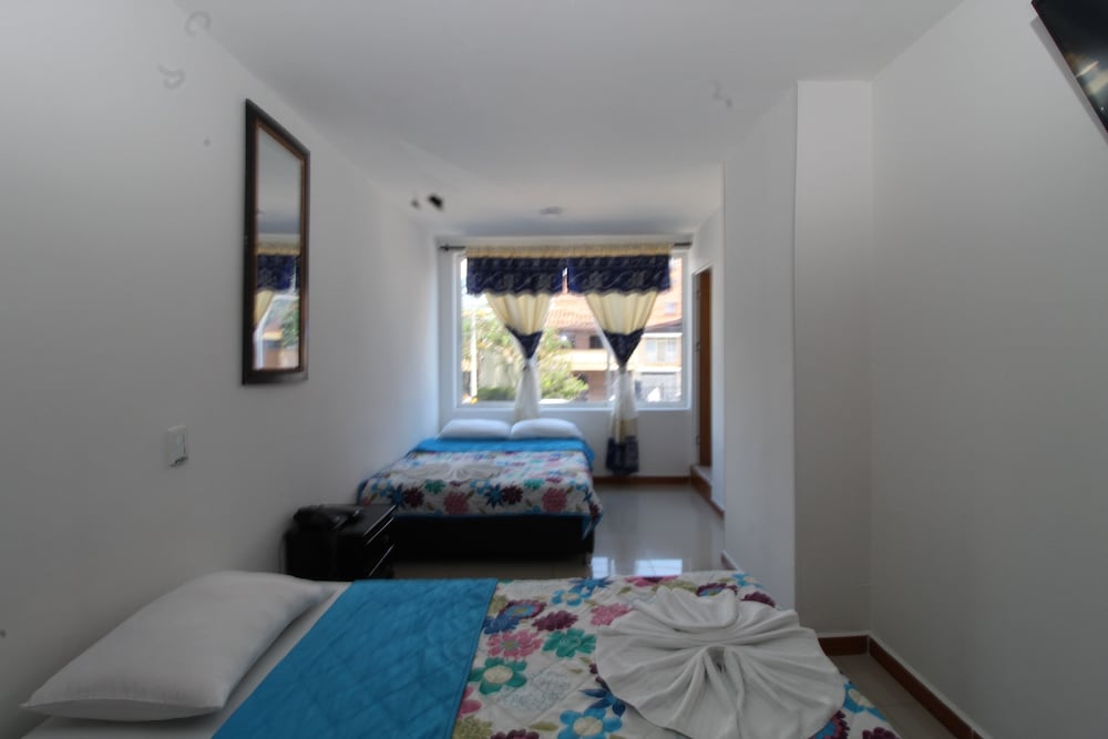 Economy Triple Room