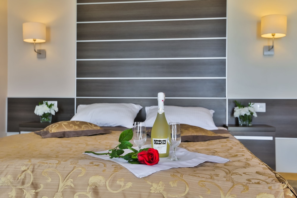Double Room Single Use