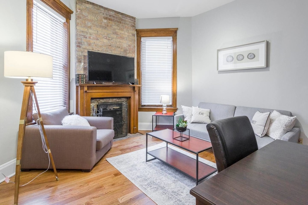 Apartment (2 Bedrooms)