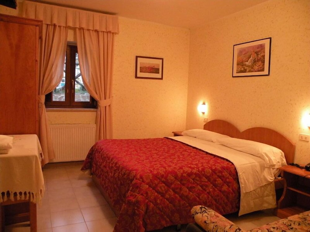 Standard Double Room photo 1